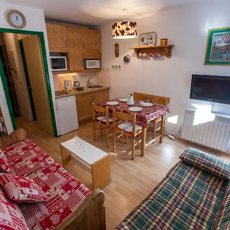 Apartment Confortable Avec Parking A - Fr-1-517-40 Chamonix